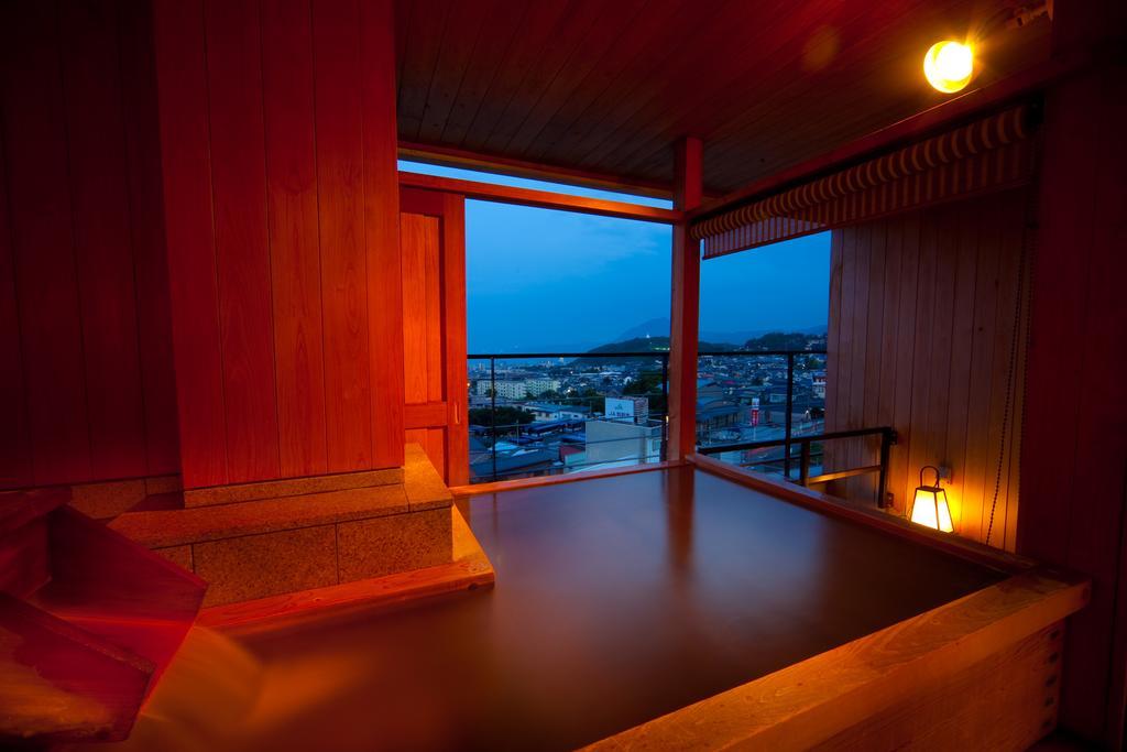 Hotel Sansuikan Beppu Buitenkant foto