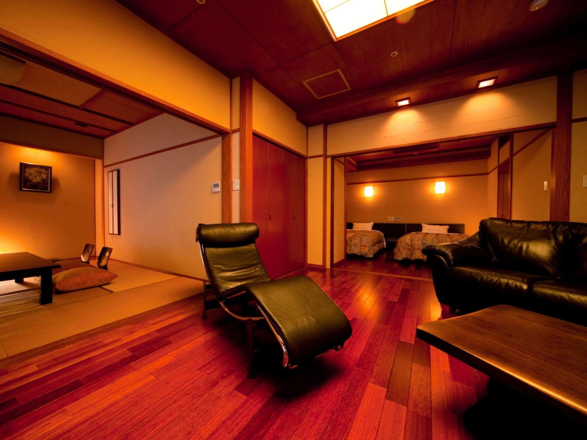 Hotel Sansuikan Beppu Buitenkant foto