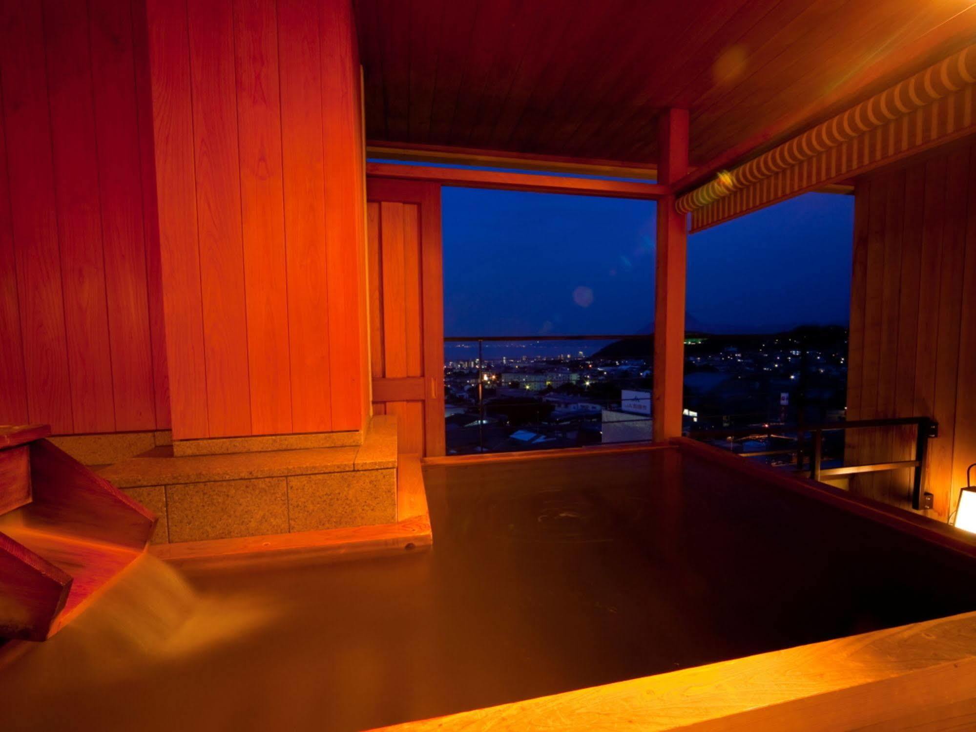Hotel Sansuikan Beppu Buitenkant foto